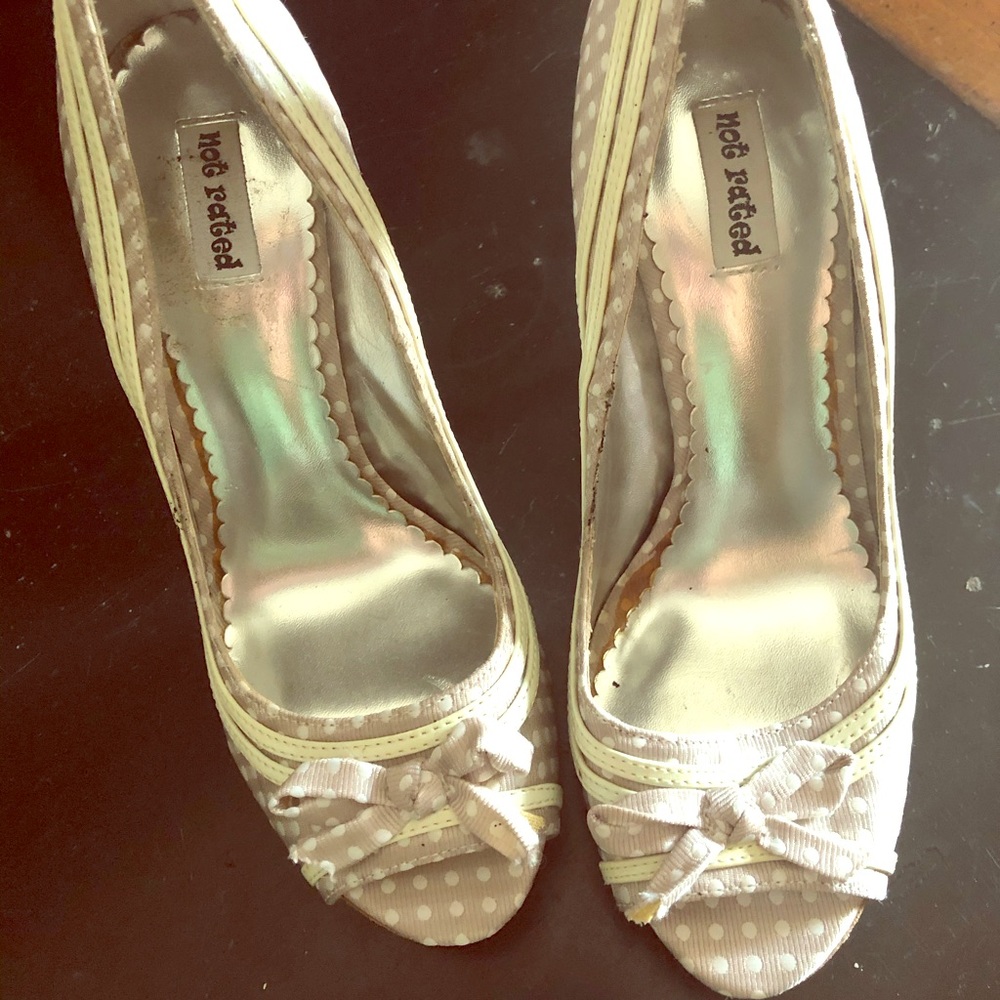 Size 8.5 Polka Dot Heels